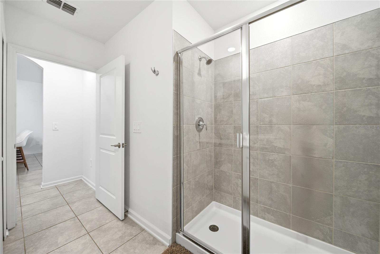 CHAMPIONSGATE CONDO 4 PH 29 - Residential