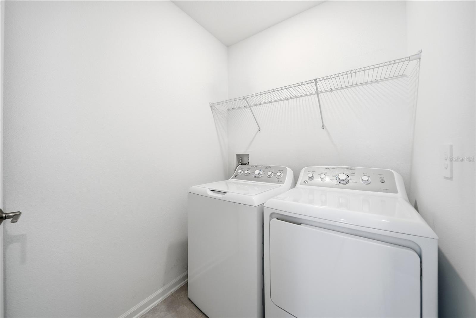 CHAMPIONSGATE CONDO 4 PH 29 - Residential