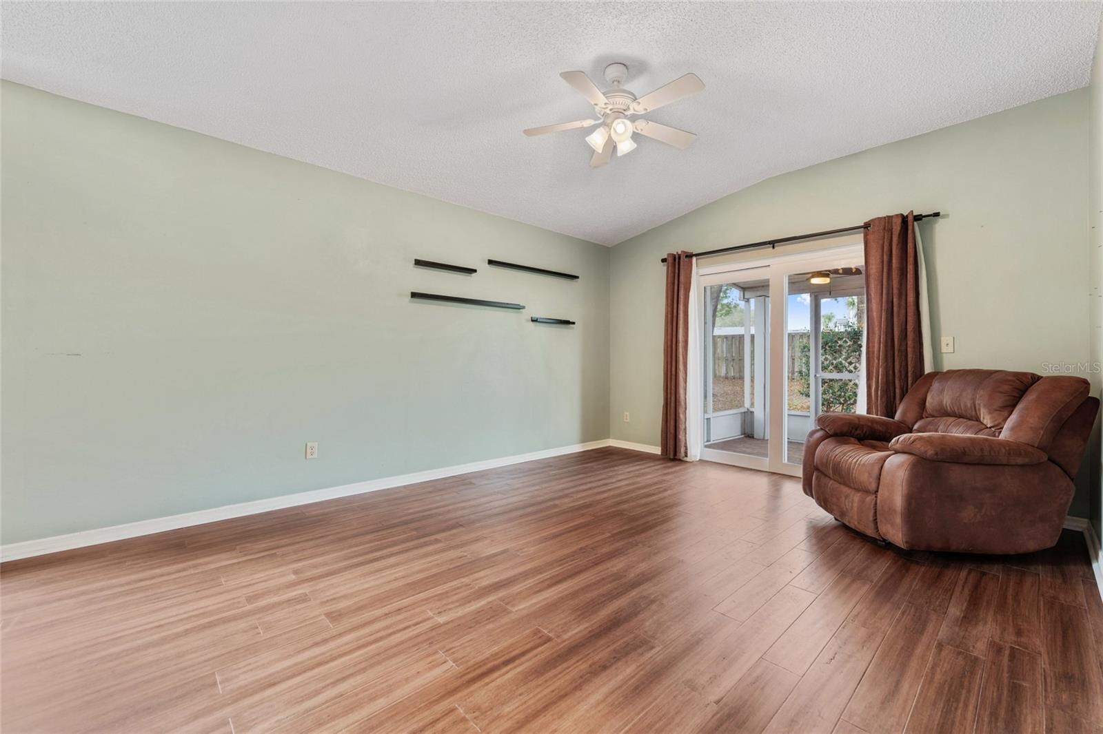 BRADFORD COVE PH 03 - Residential