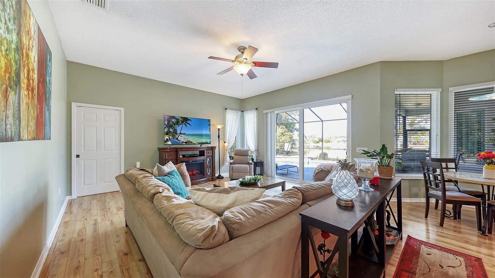 CREEKWOOD PH ONE SUBPHASE I UNIT A3 - Residential