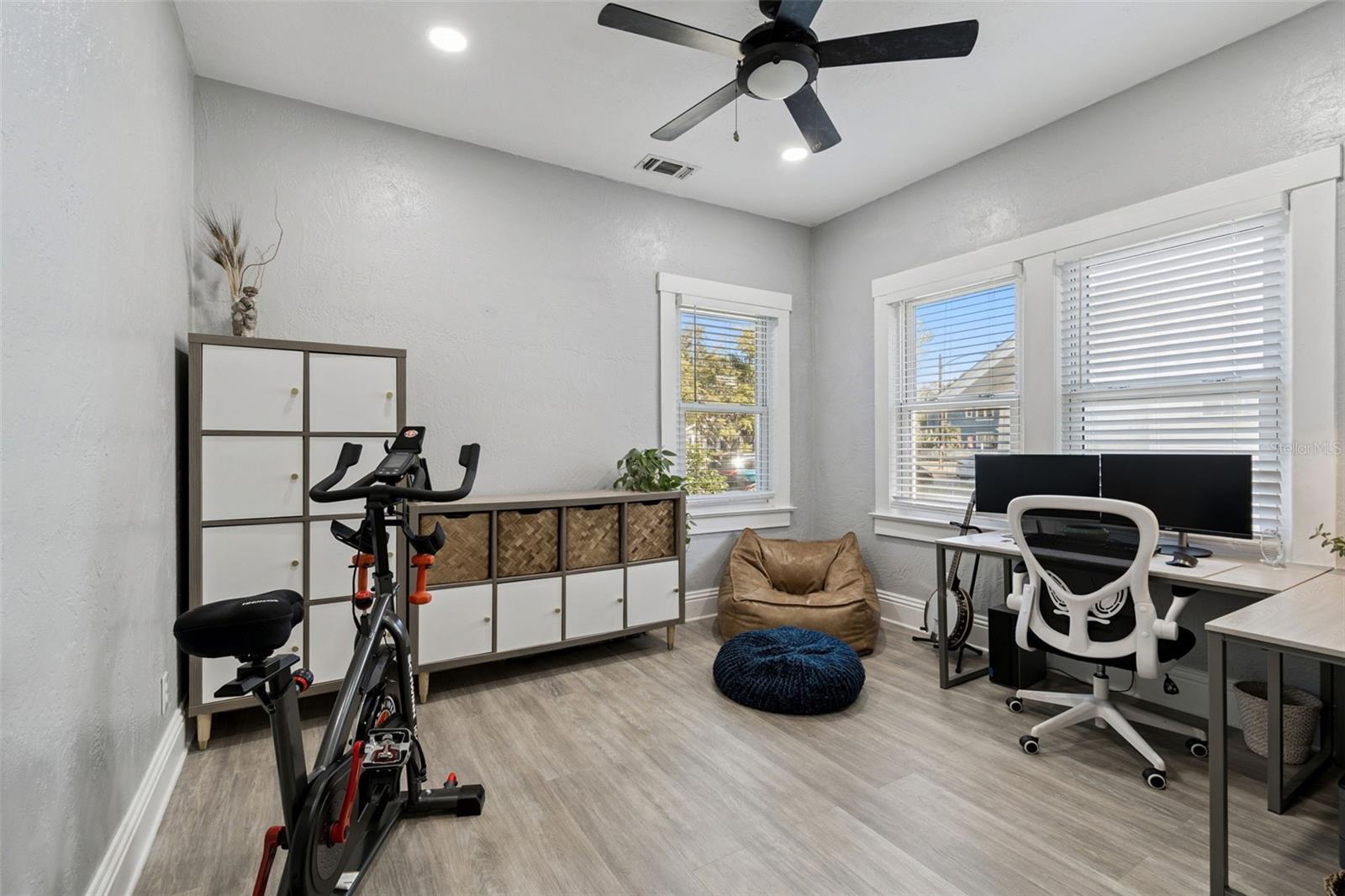 HILCREST - Residential