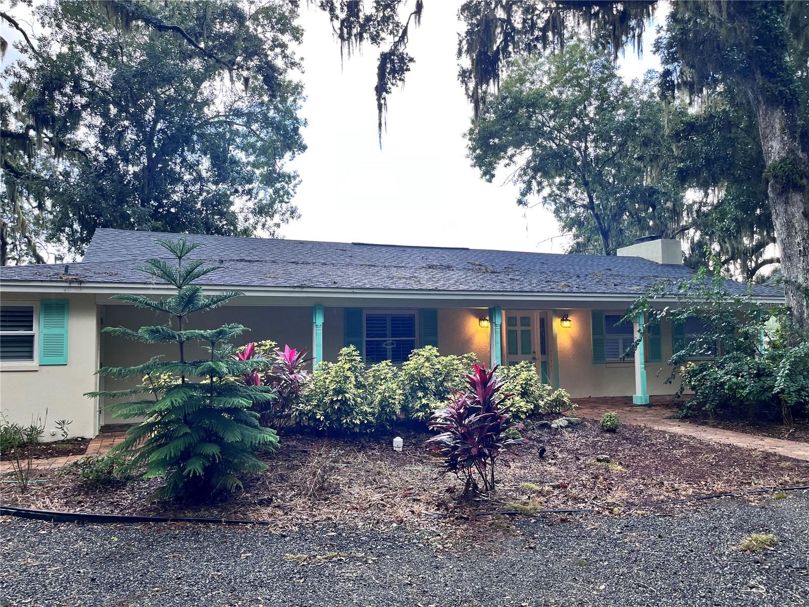 WHISPERING OAKS SUB - Residential Lease