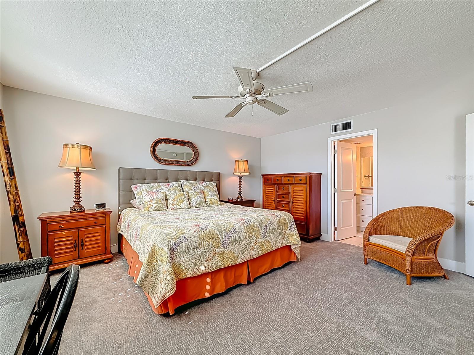 BAY ISLAND GROUP NO. 13 - Residential