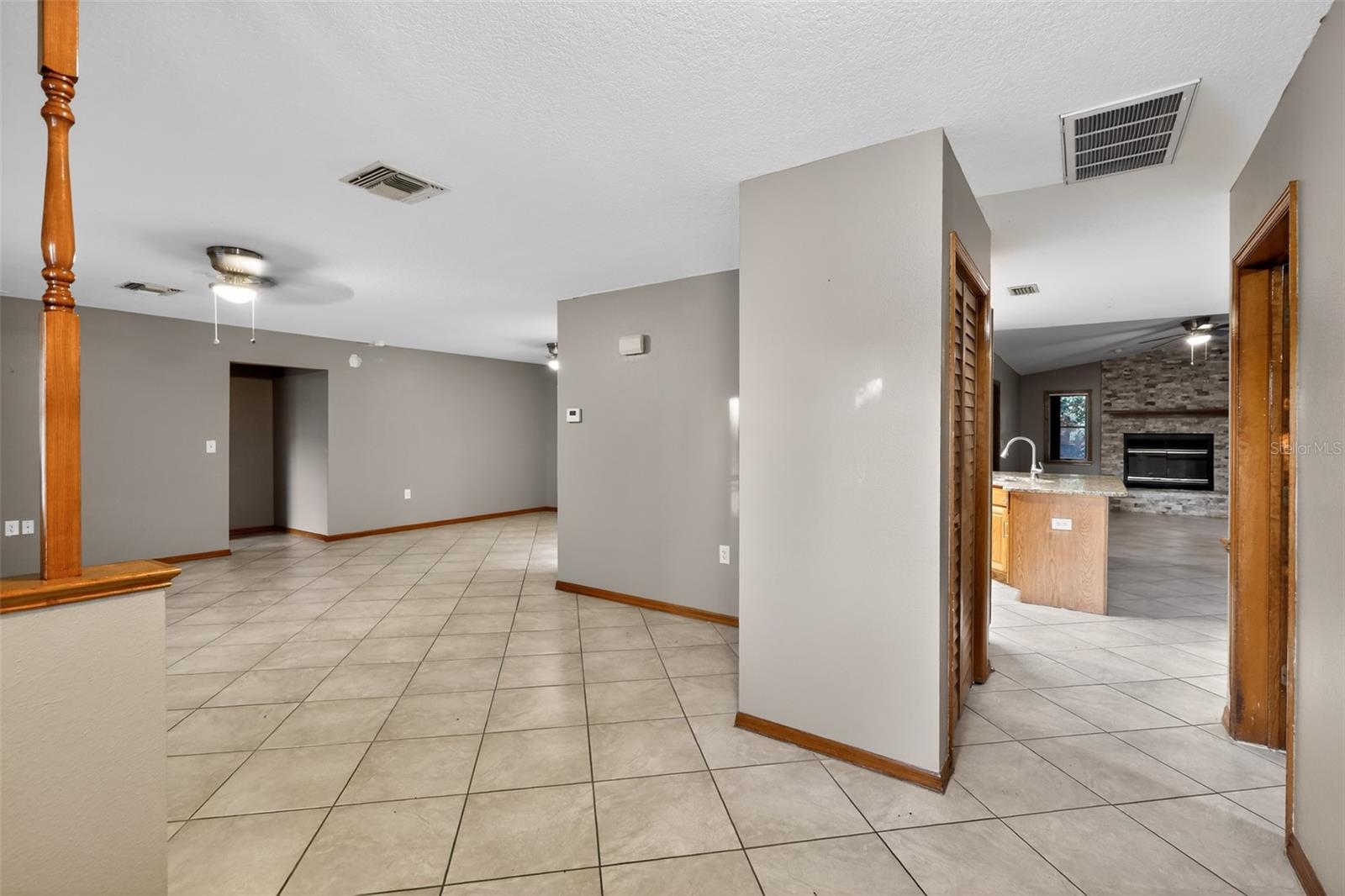 SPRING HILL - Residential