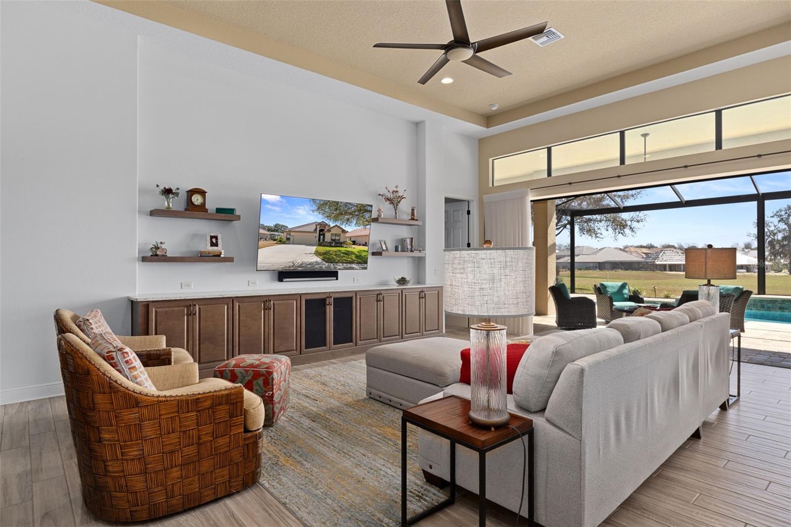 TERRA VISTA / WESTFORD VILLAS I - Residential