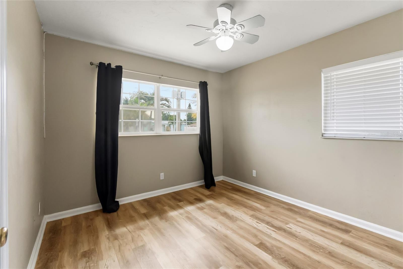 BAYSHORE GARDENS SEC 8 - Residential Lease