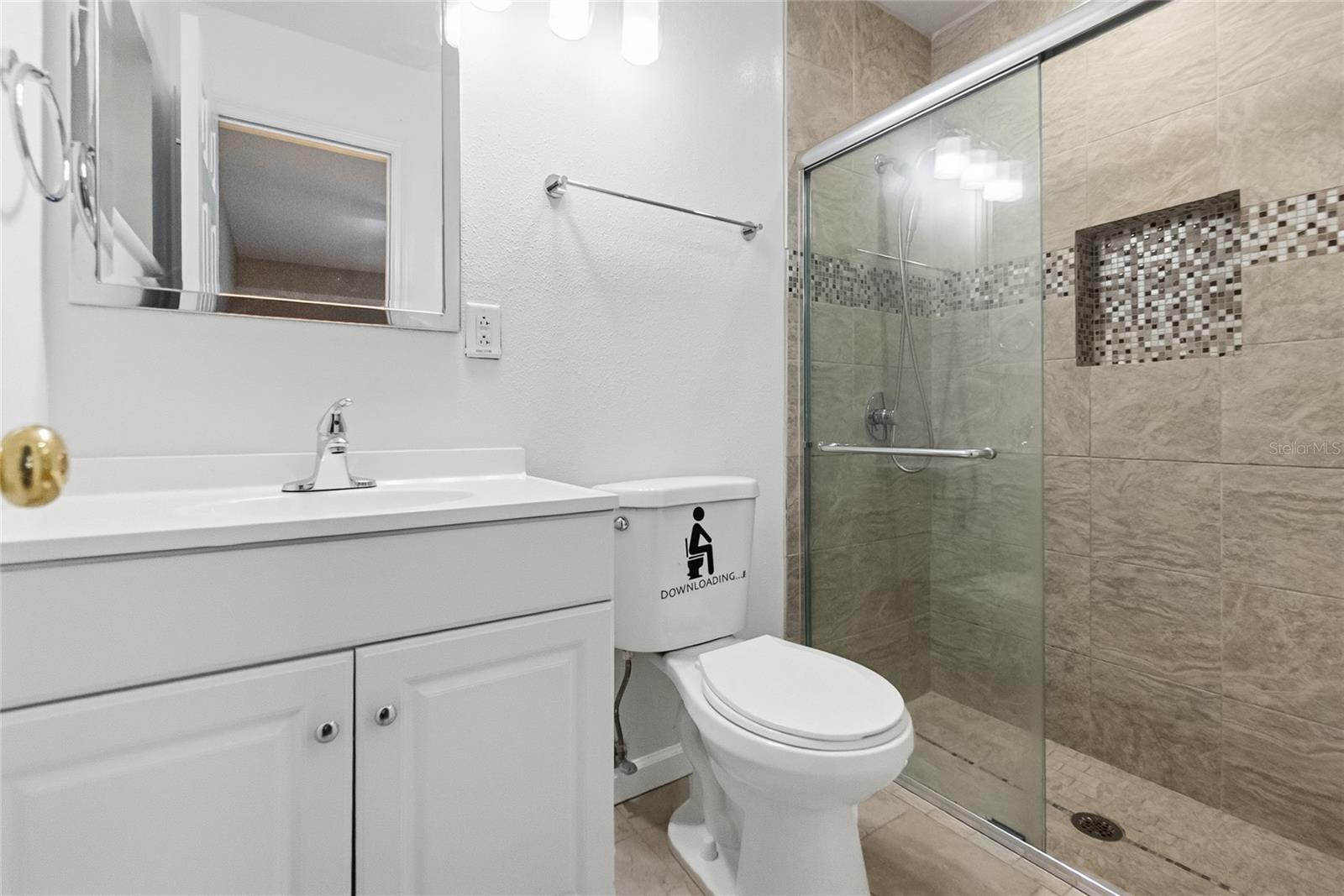 BAYSHORE GARDENS SEC 8 - Residential Lease