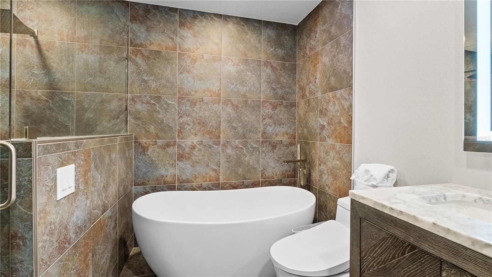 LAS OLAS TOWNHOUSE CONDO - Residential