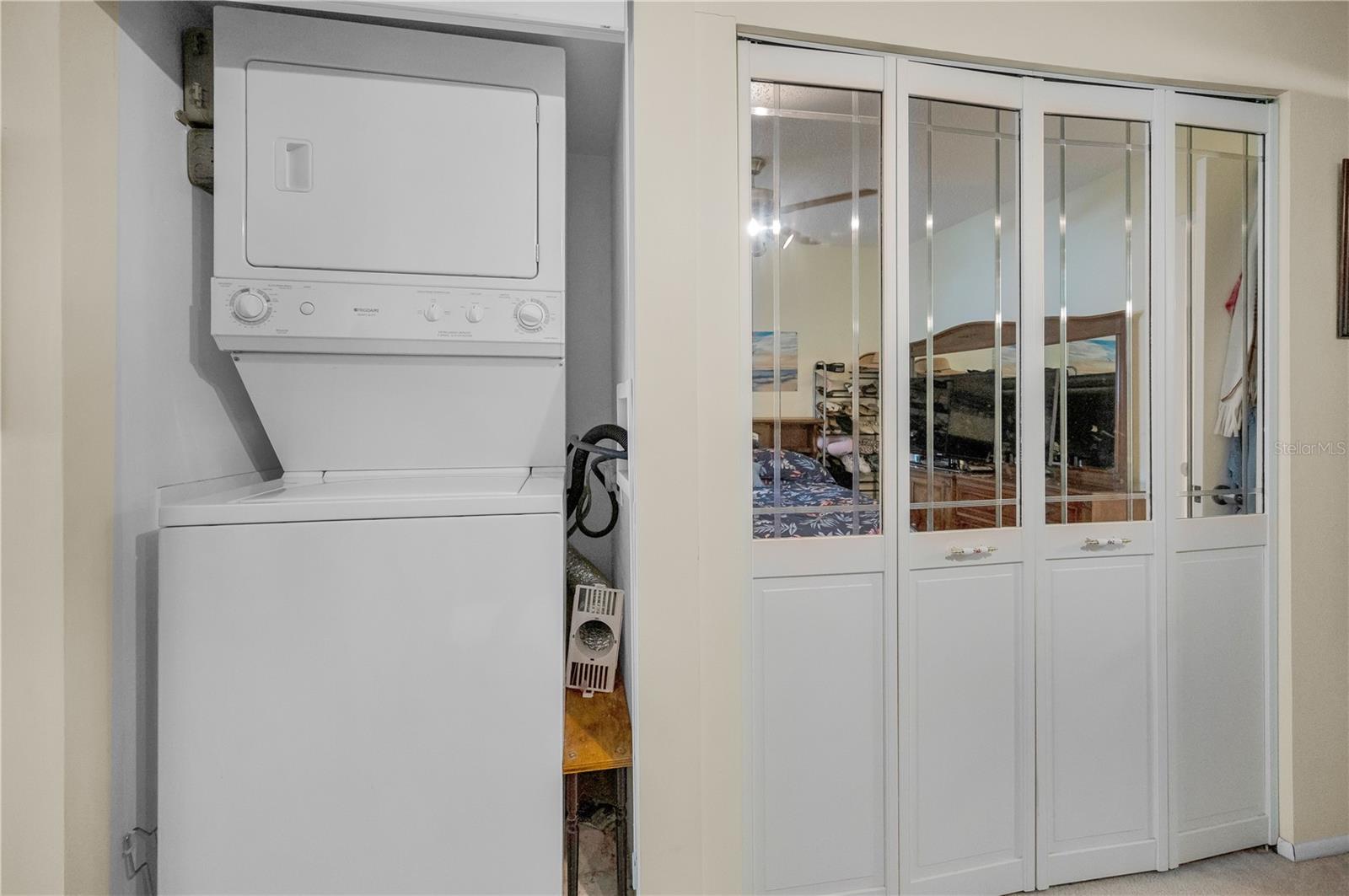 ON TOP OF THE WORLD - Residential