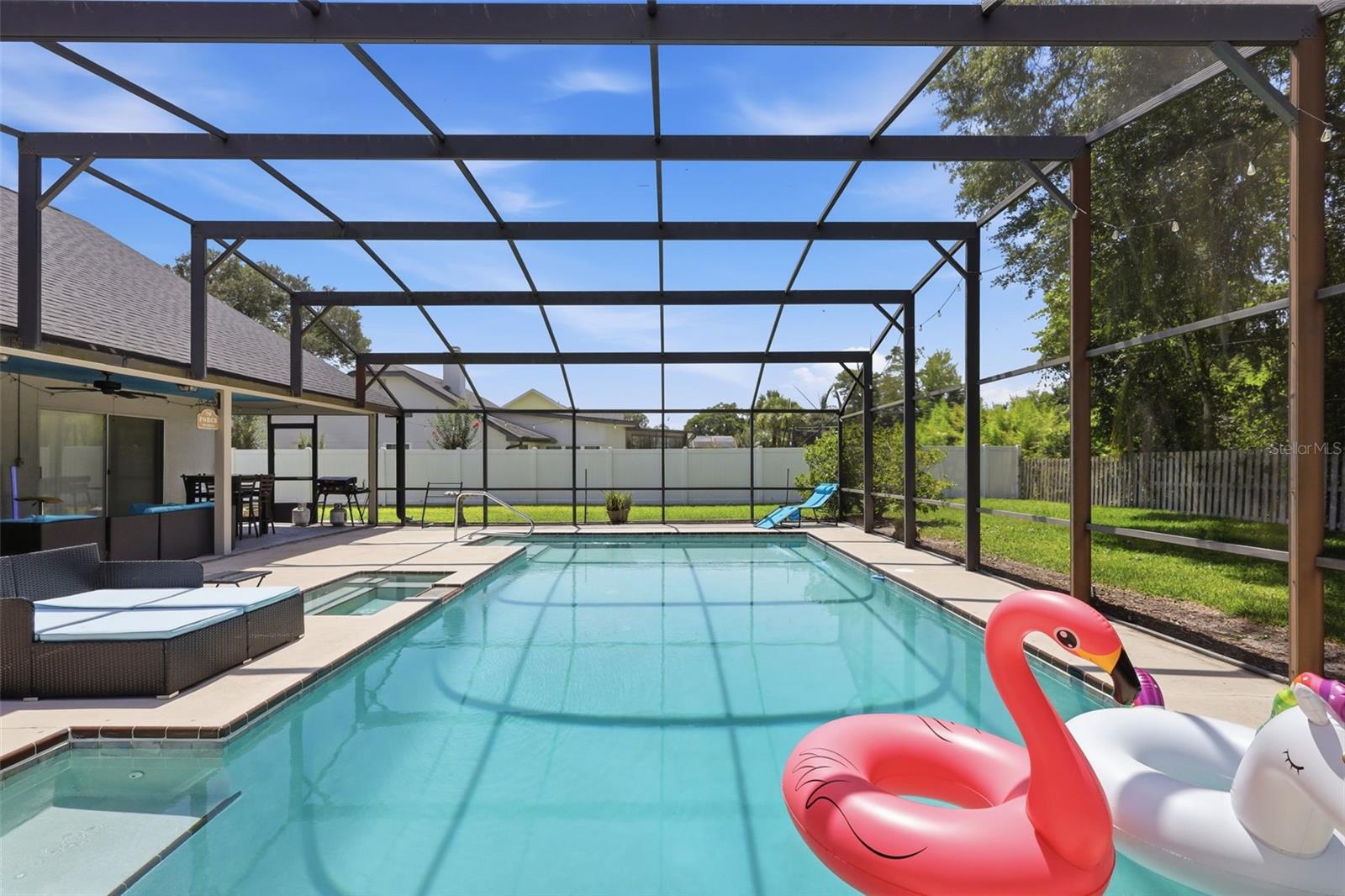 1055 CHESTERFIELD CIRCLE