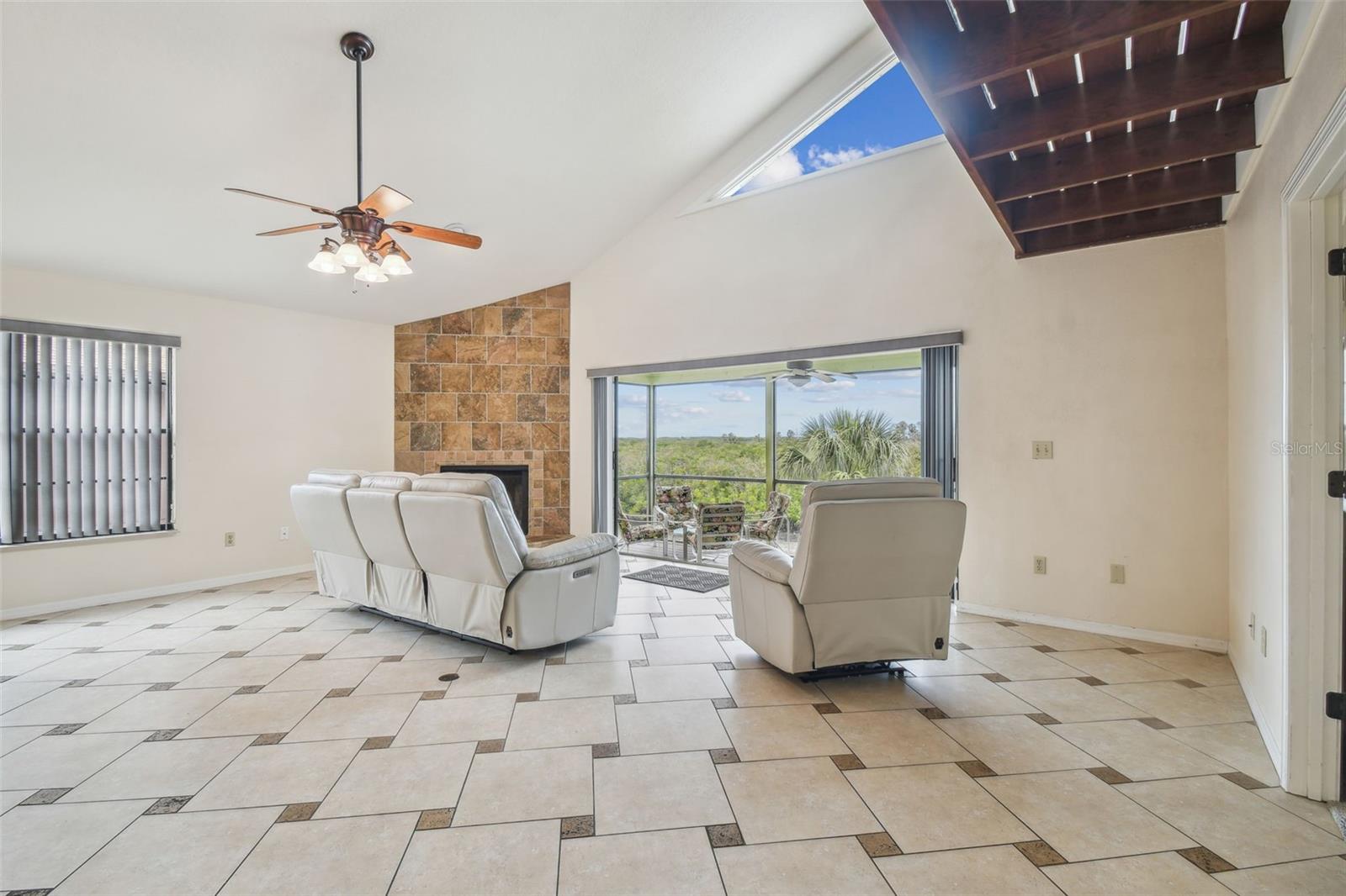 GULF HARBORS SEA FOREST - Residential