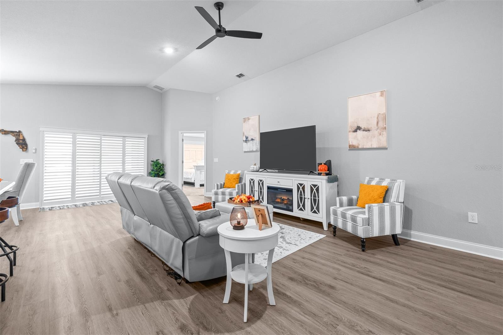 BENTLEY NORTH - Residential