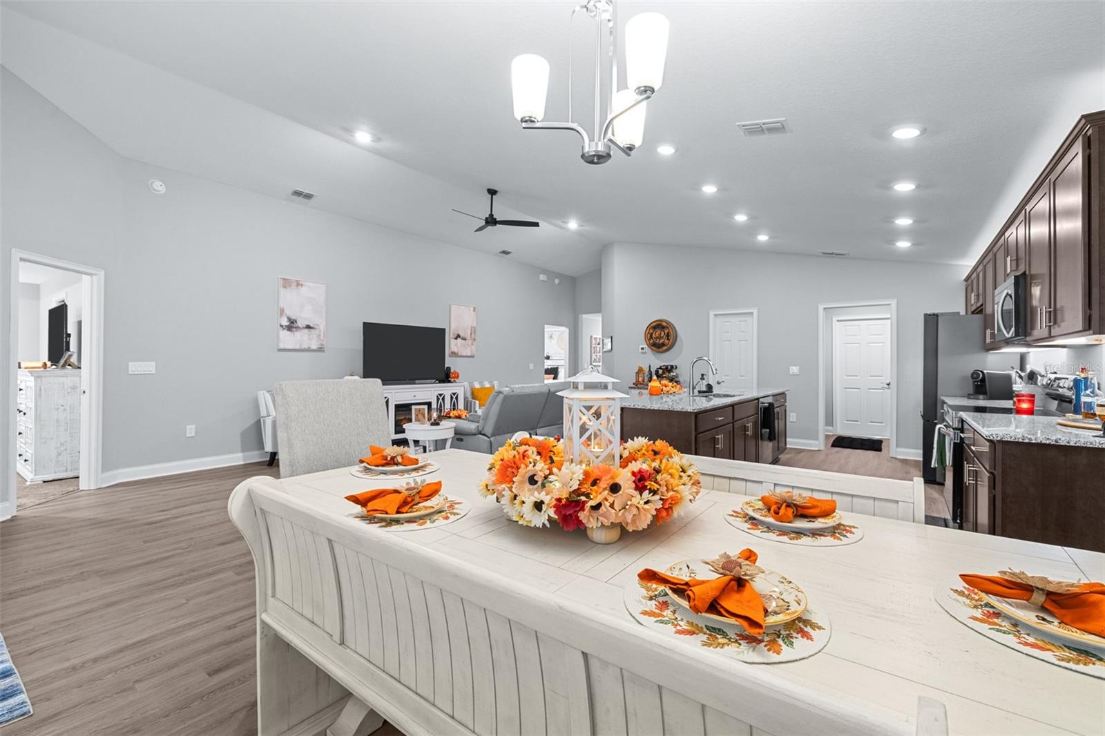 BENTLEY NORTH - Residential