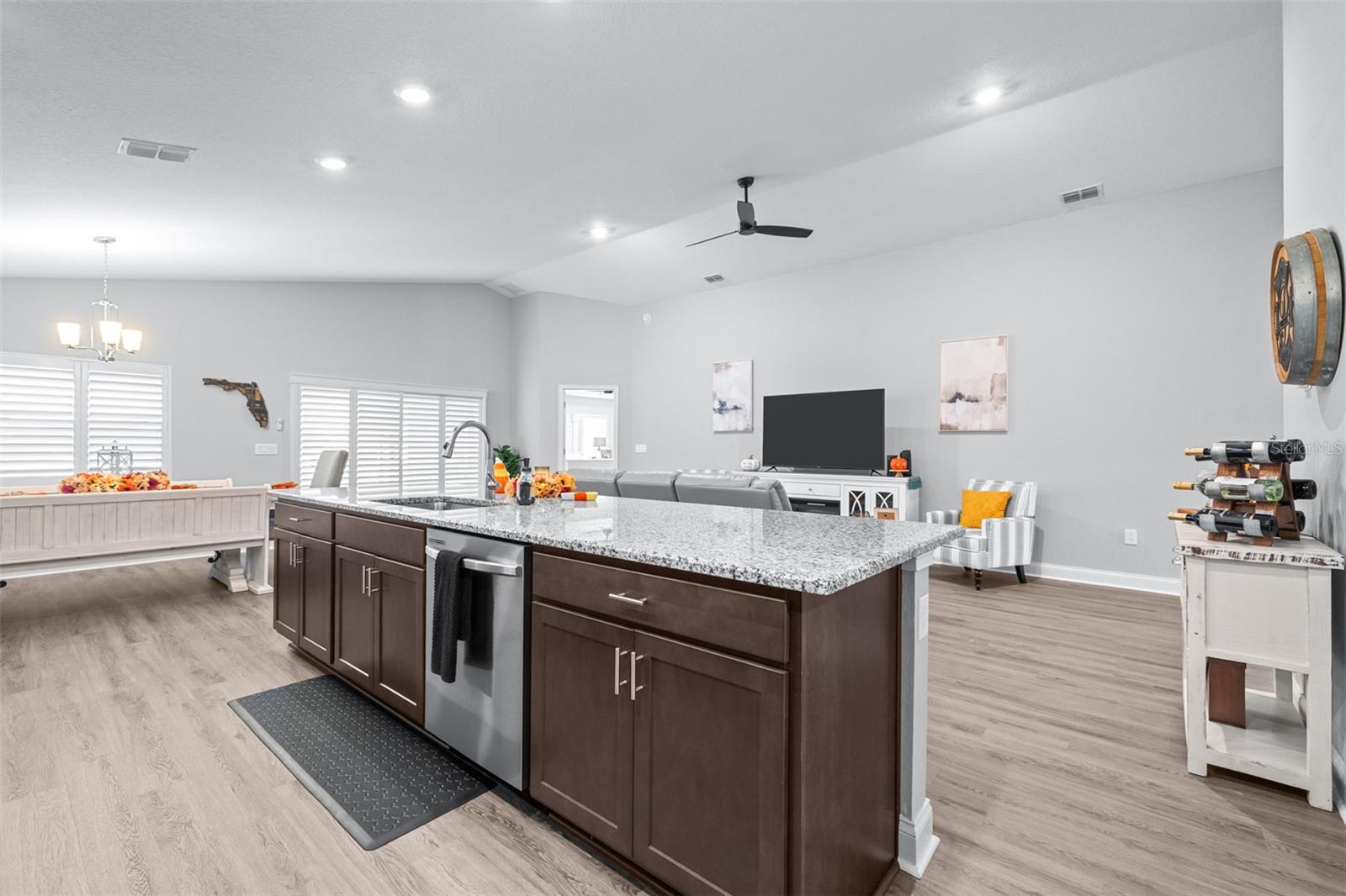 BENTLEY NORTH - Residential