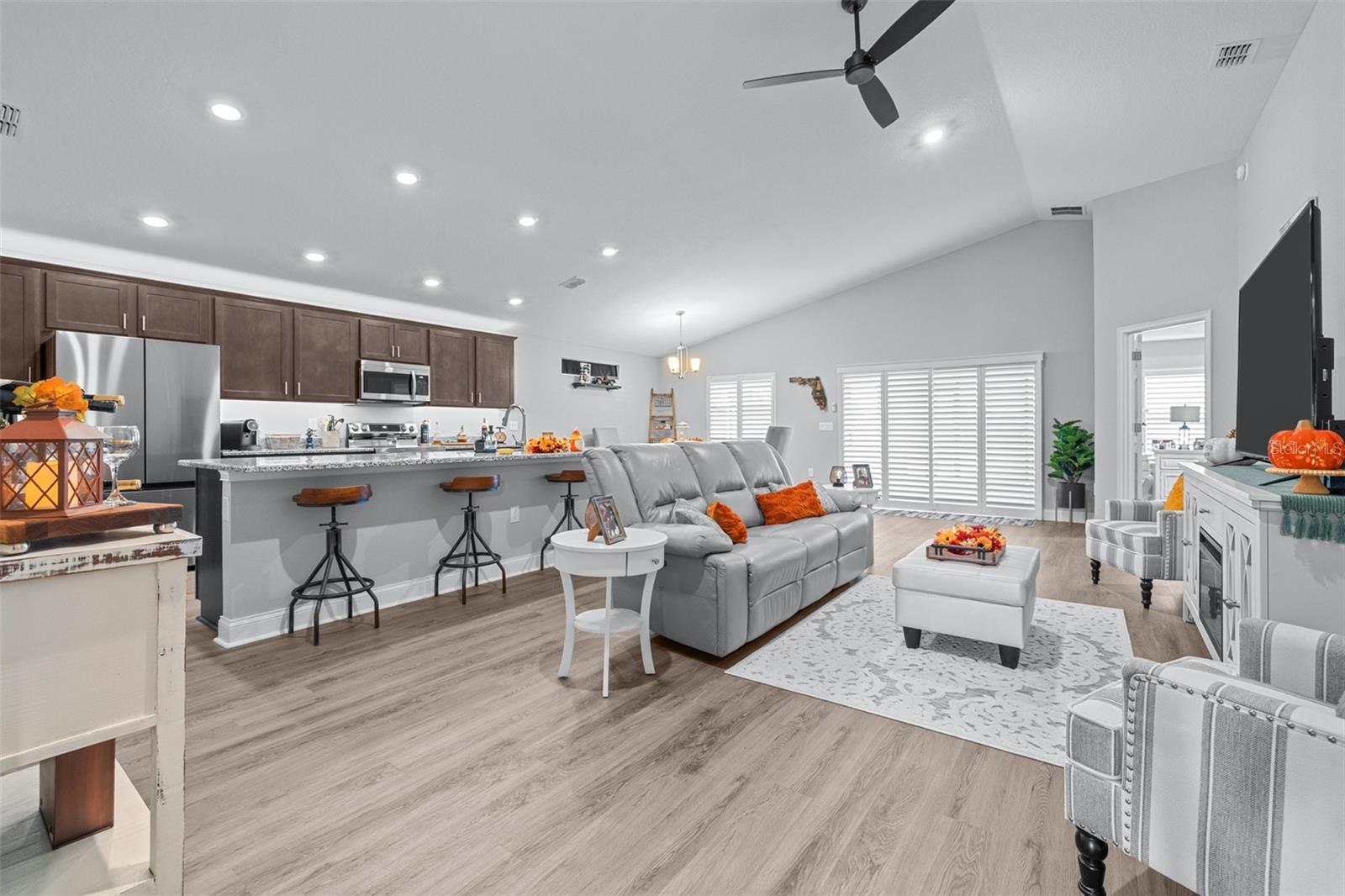 BENTLEY NORTH - Residential