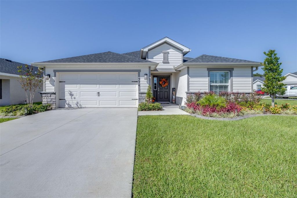 Photo of 774 Bentley North Loop, Auburndale, FL 33823 (MLS # L4956759)