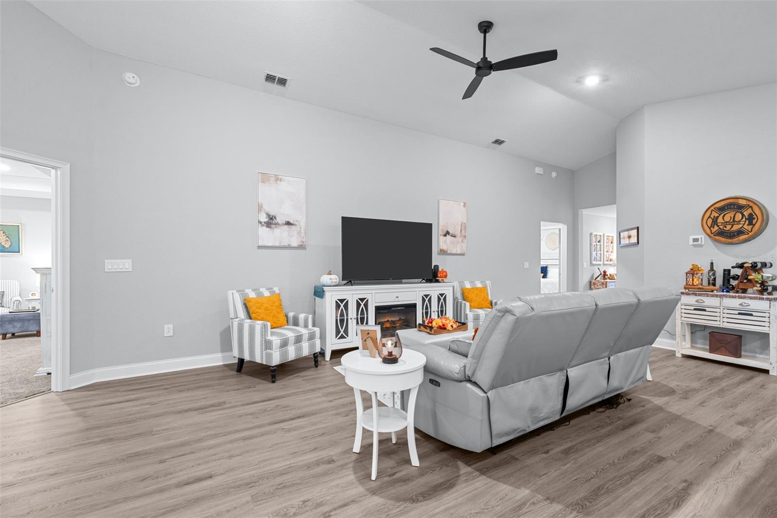 BENTLEY NORTH - Residential