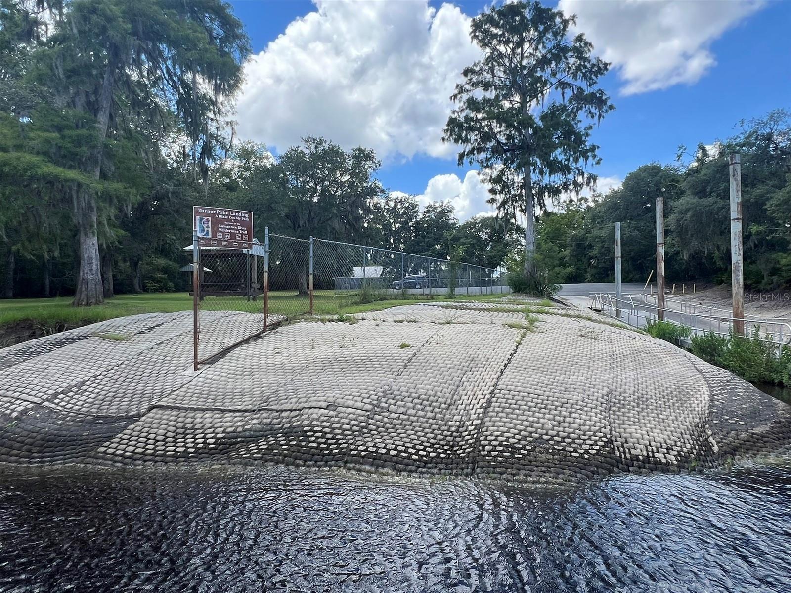 FOREST PARK HILLS - Land