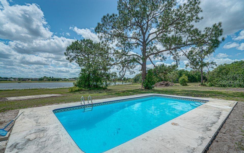 CARLTON CLUB INC - Residential