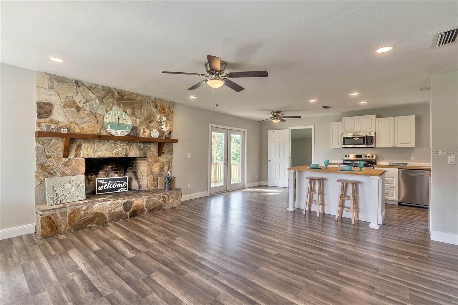 CARLTON CLUB INC - Residential