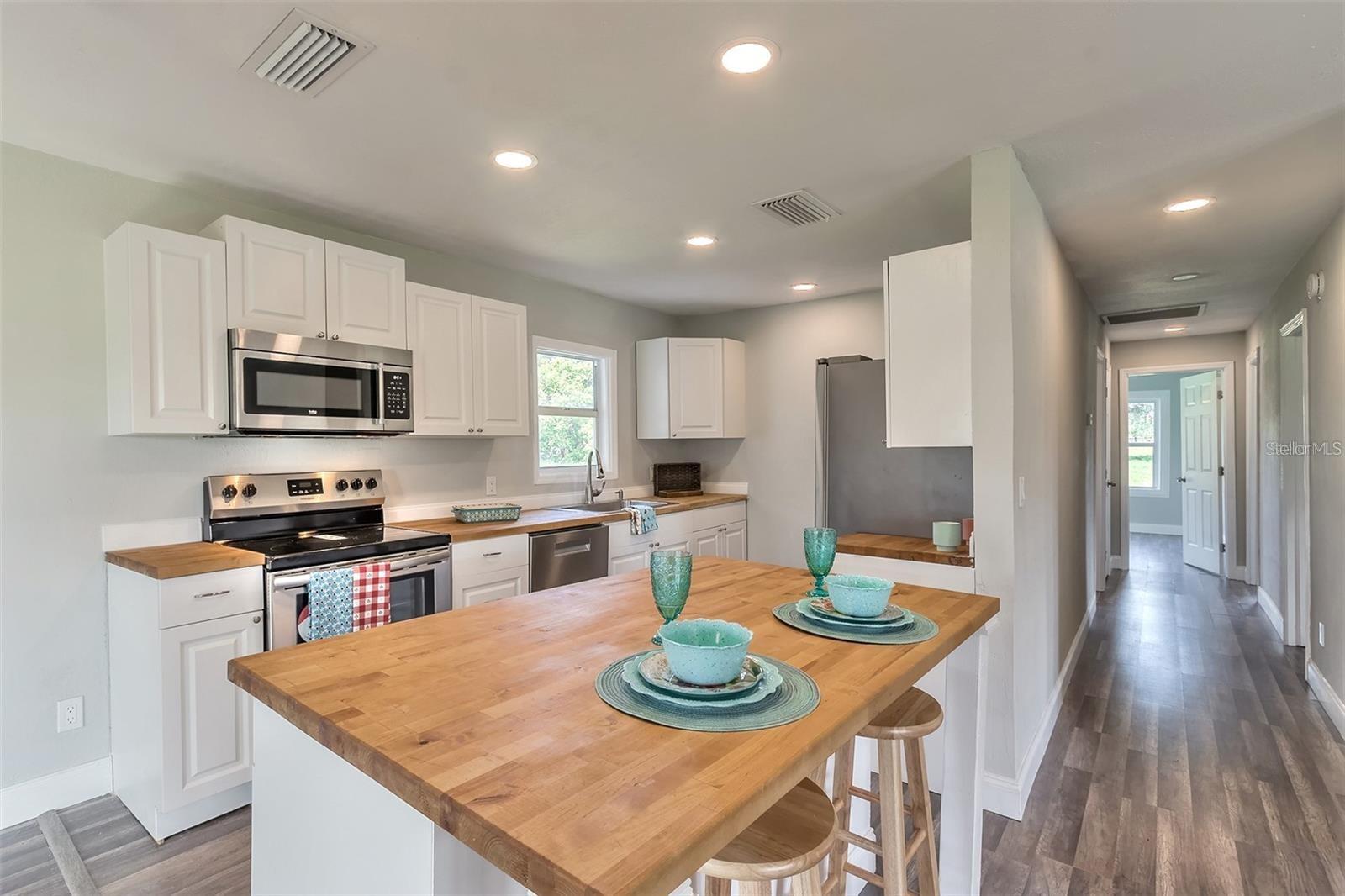 CARLTON CLUB INC - Residential