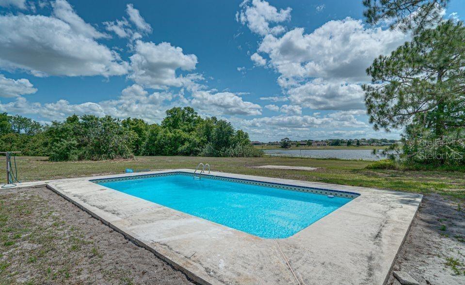 CARLTON CLUB INC - Residential