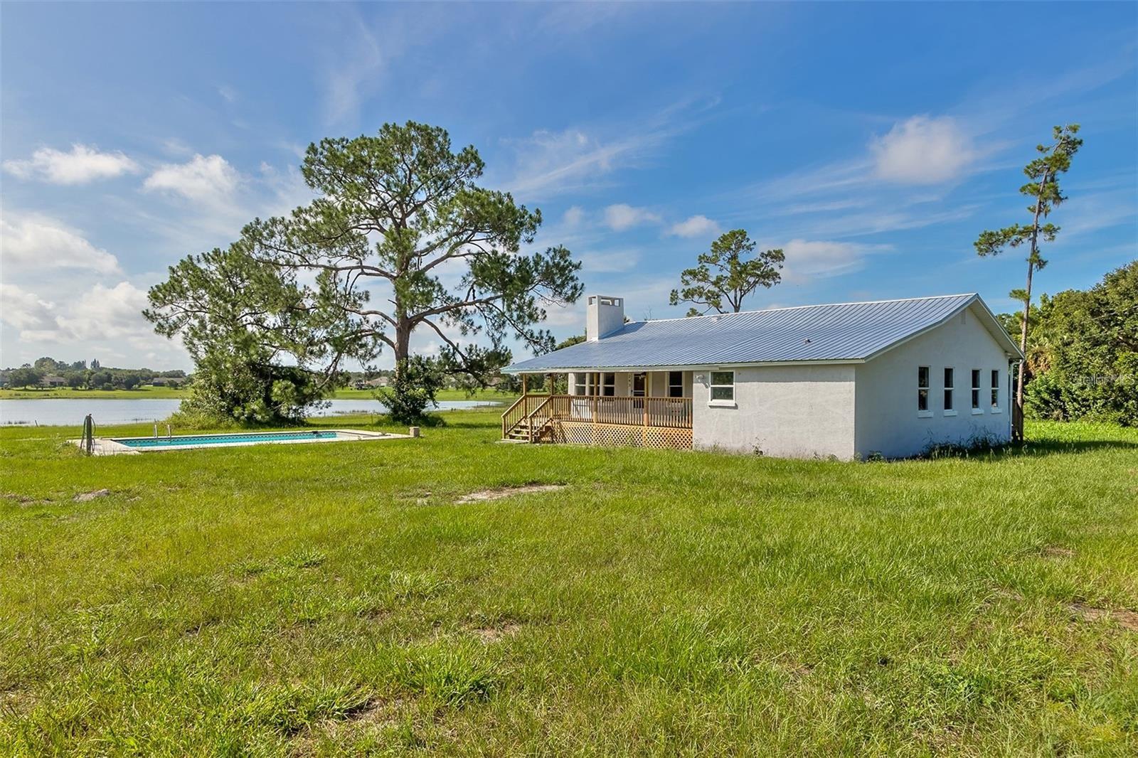 CARLTON CLUB INC - Residential