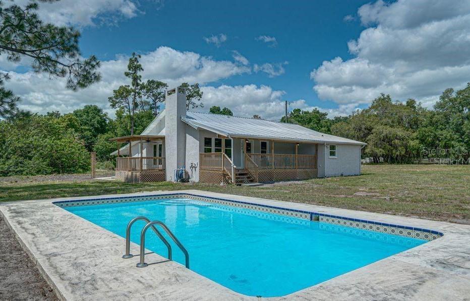 CARLTON CLUB INC - Residential