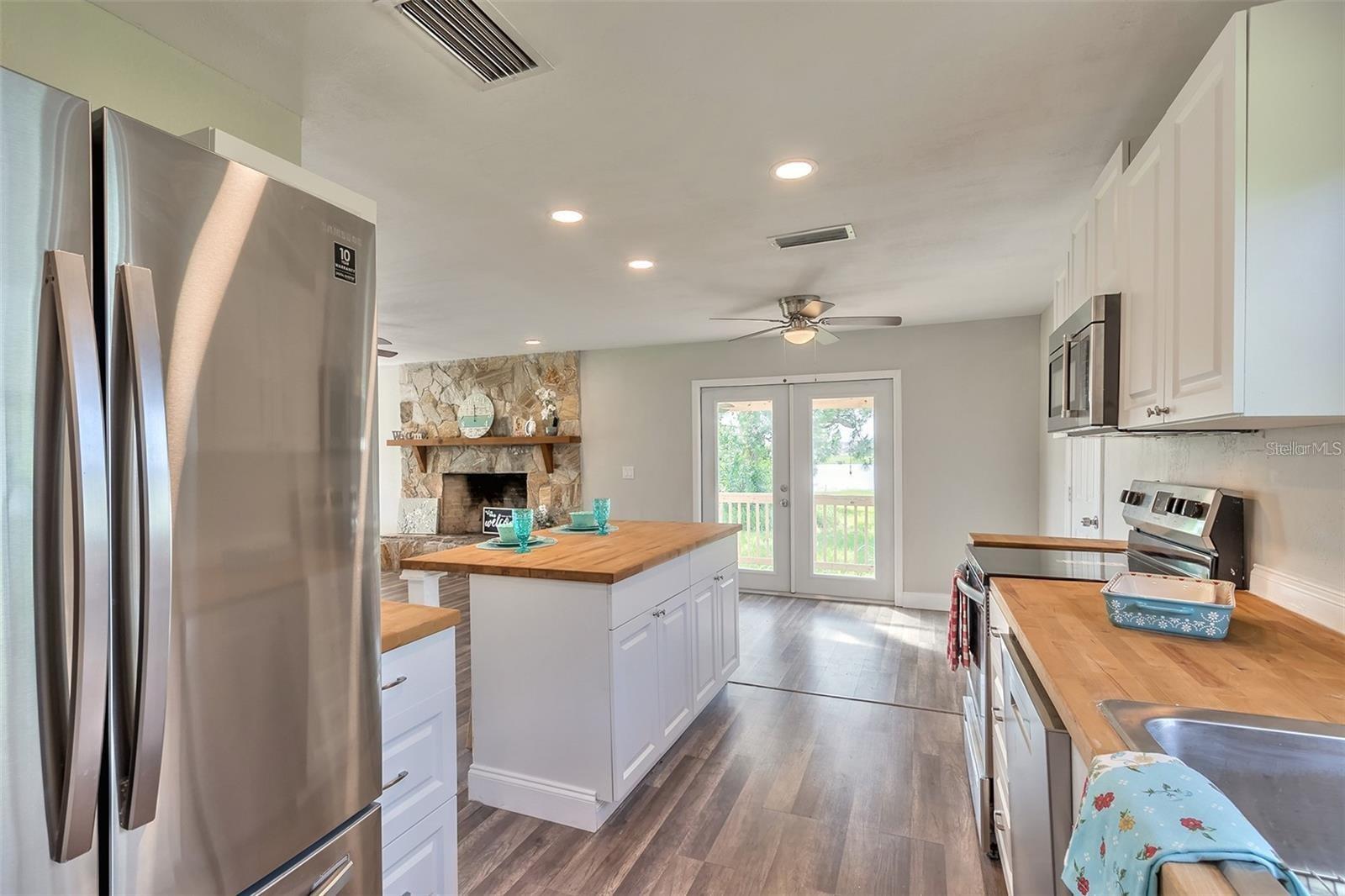 CARLTON CLUB INC - Residential