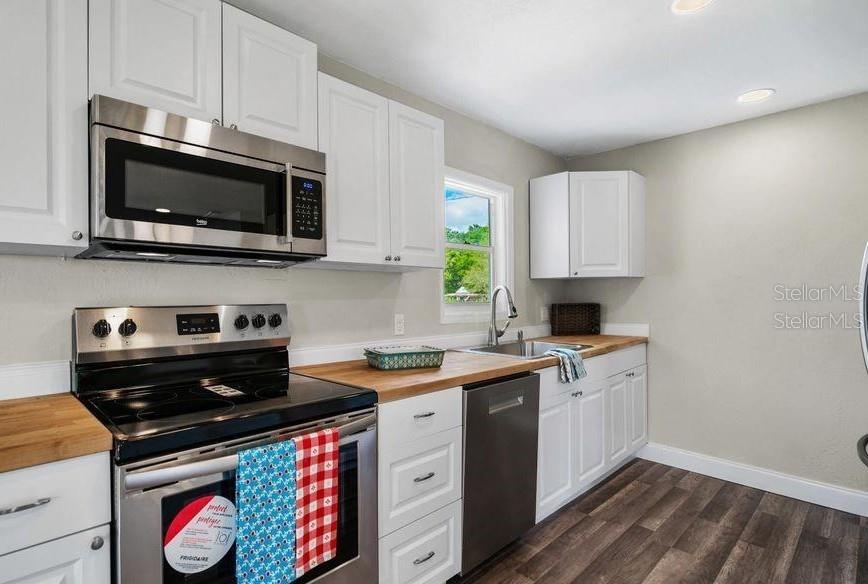 CARLTON CLUB INC - Residential