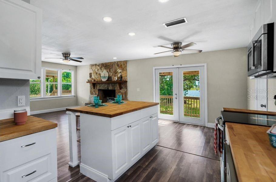 CARLTON CLUB INC - Residential