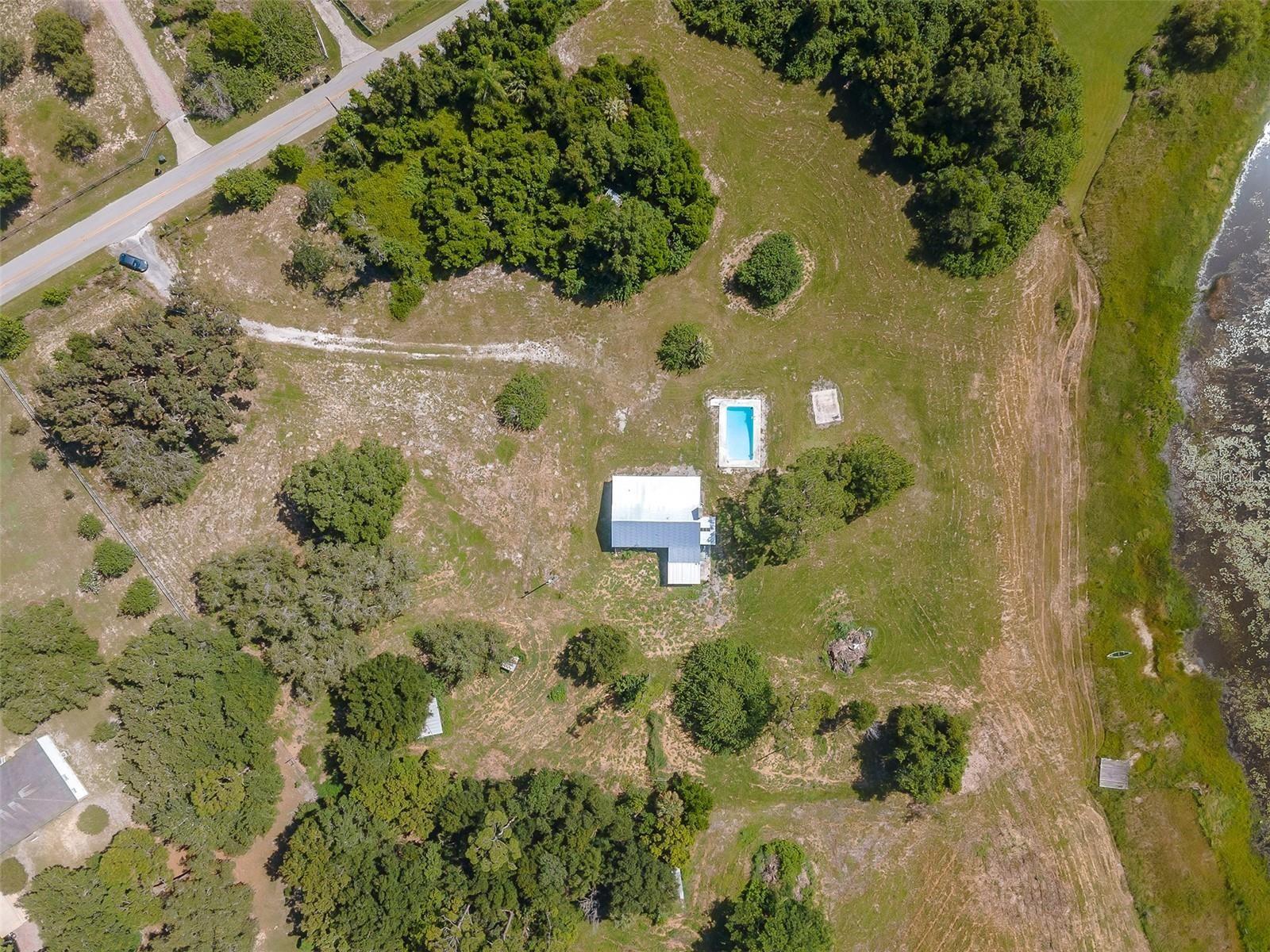 CARLTON CLUB INC - Residential