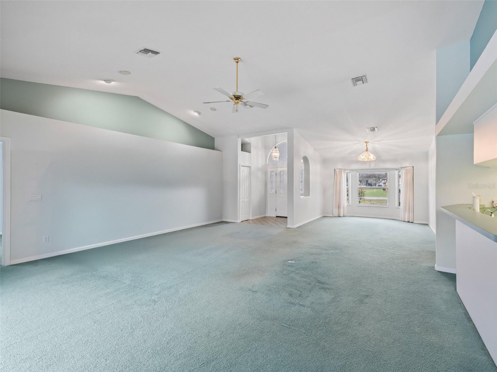 FAIRWAYS/ROLLING HILLS - Residential