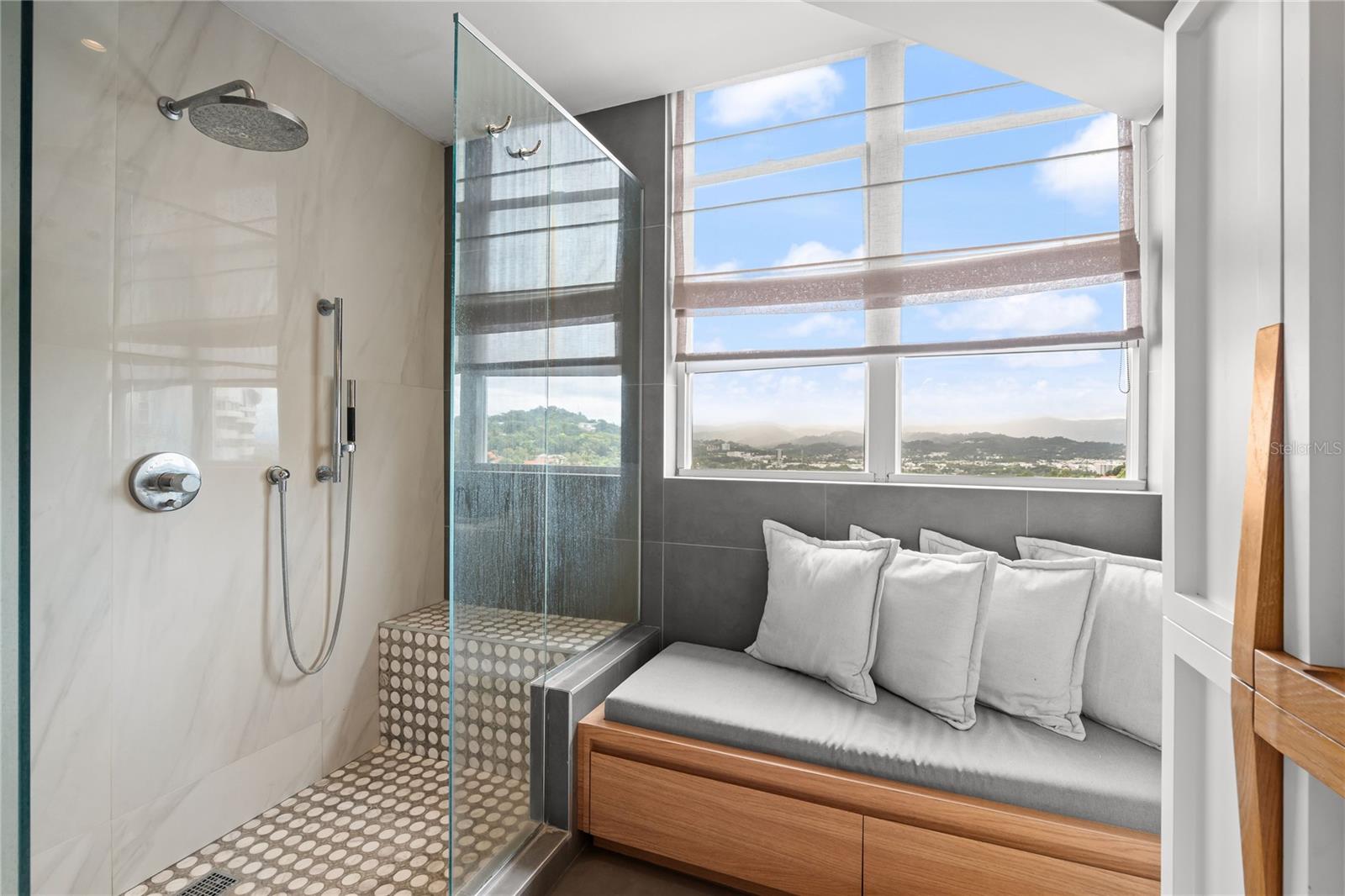 LA CIMA DE TORRIMAR - Residential