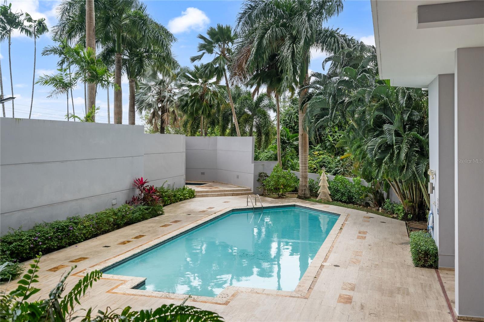 LA CIMA DE TORRIMAR - Residential