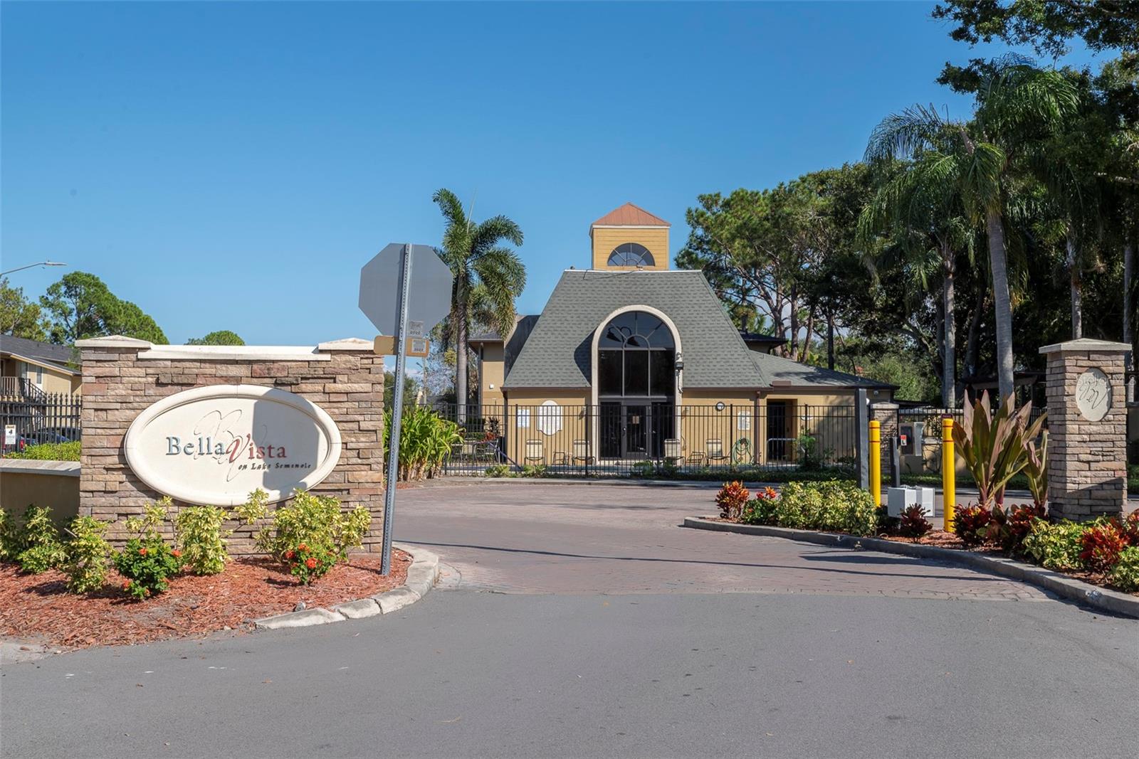 BELLA VISTA ON LAKE - Residential