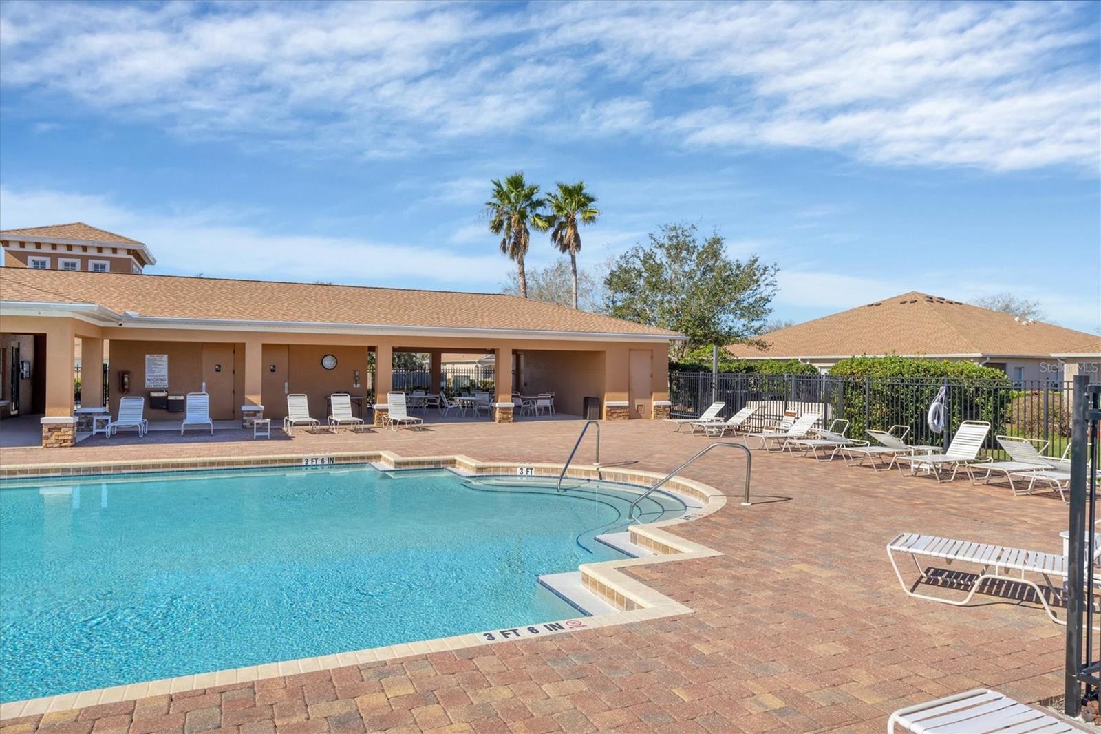 VENTURA VILLAGE - Residential