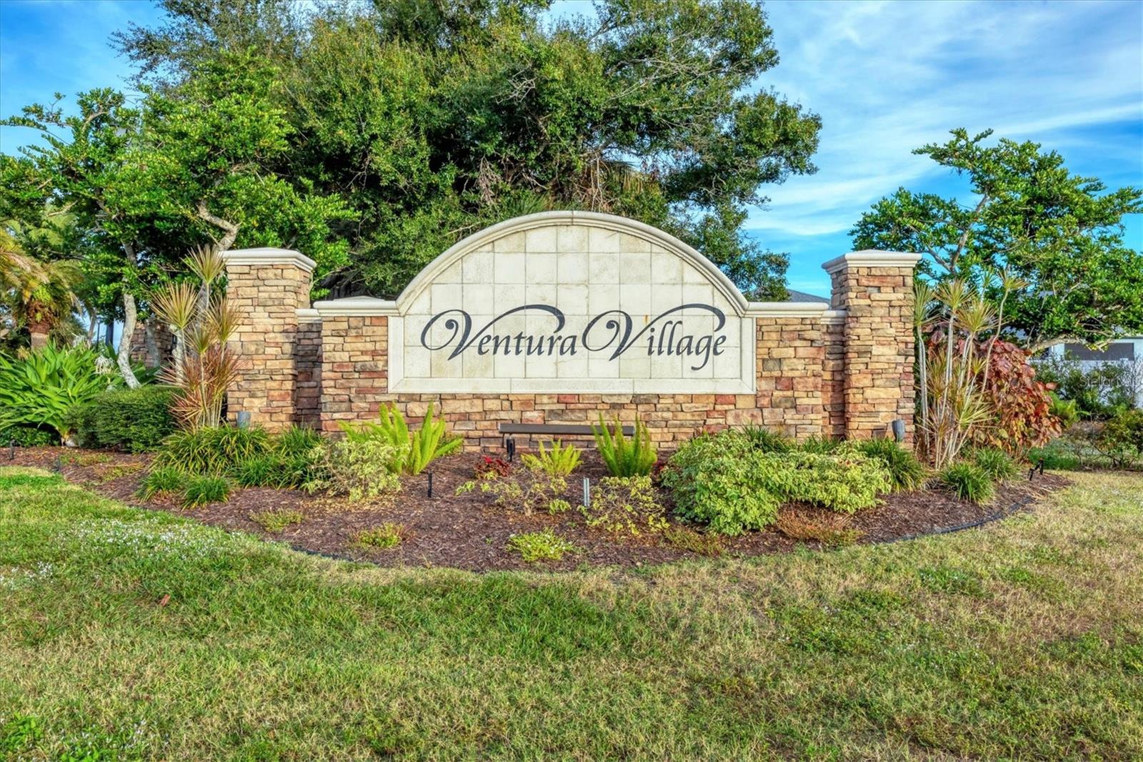 VENTURA VILLAGE - Residential