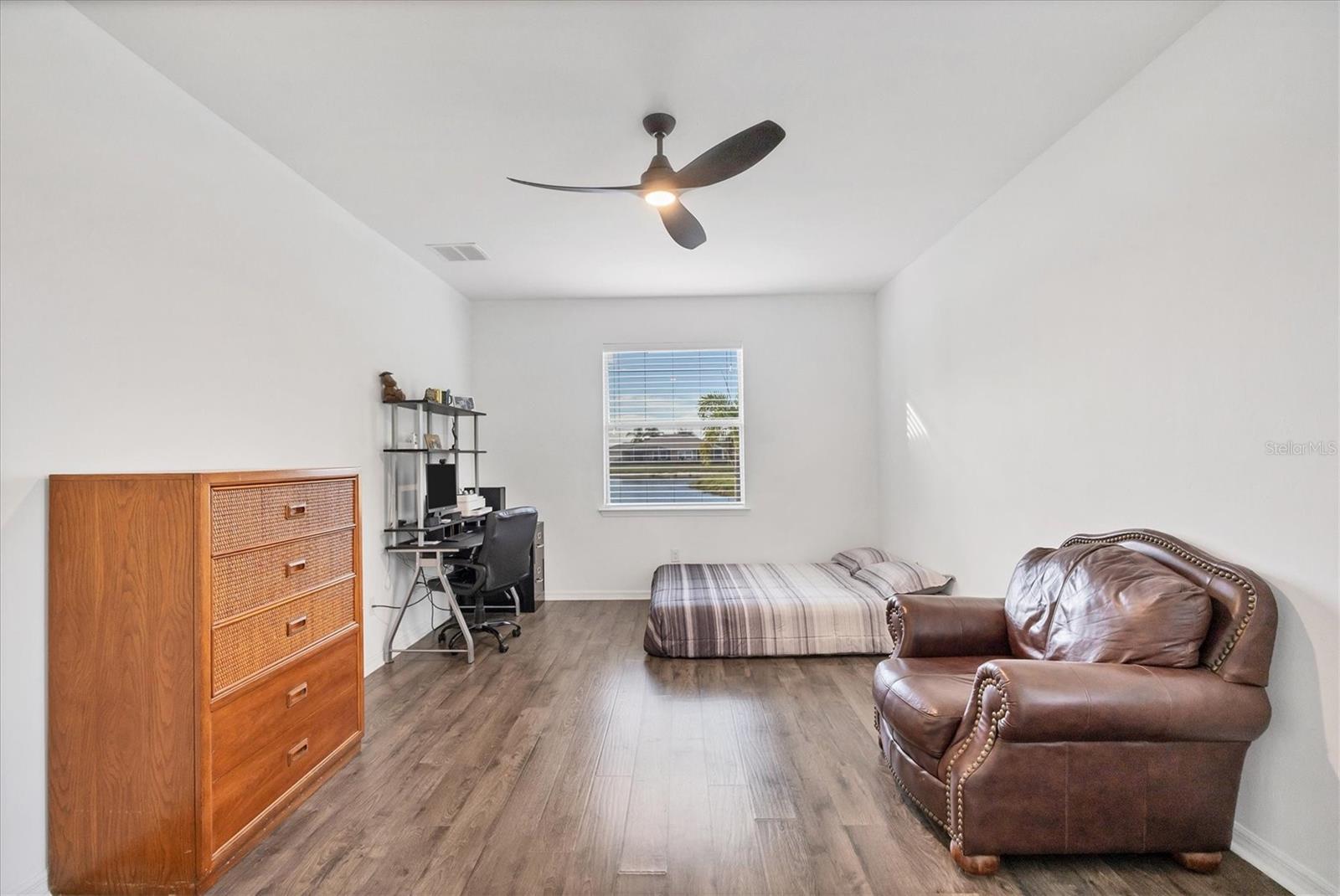 VENTURA VILLAGE - Residential