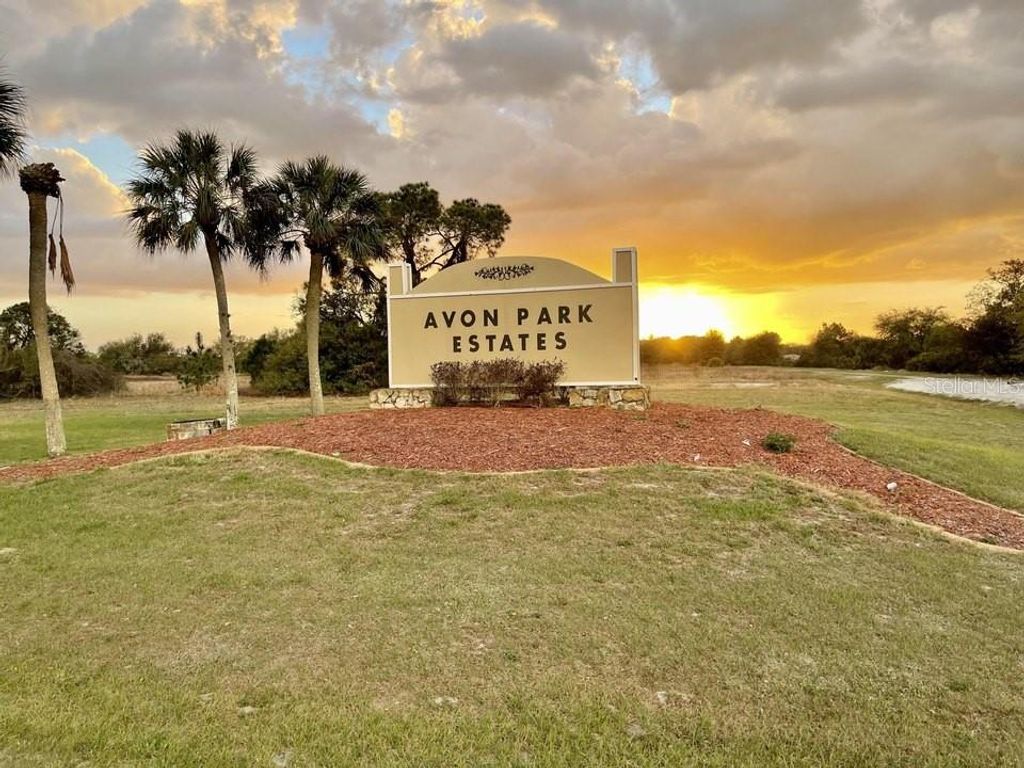 Photo of 2175 S Jurgenson Road, Avon Park, FL 33825 (MLS # OK225698)