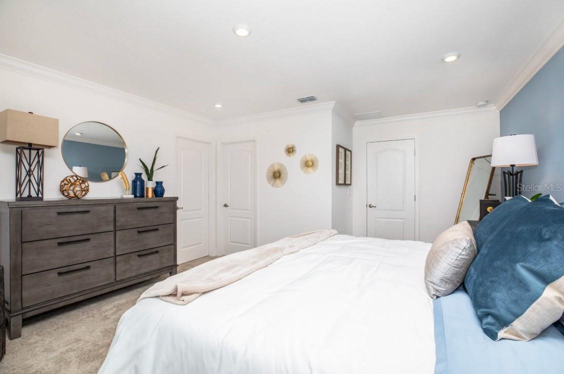 MIRADA TOWNHOMES - Residential