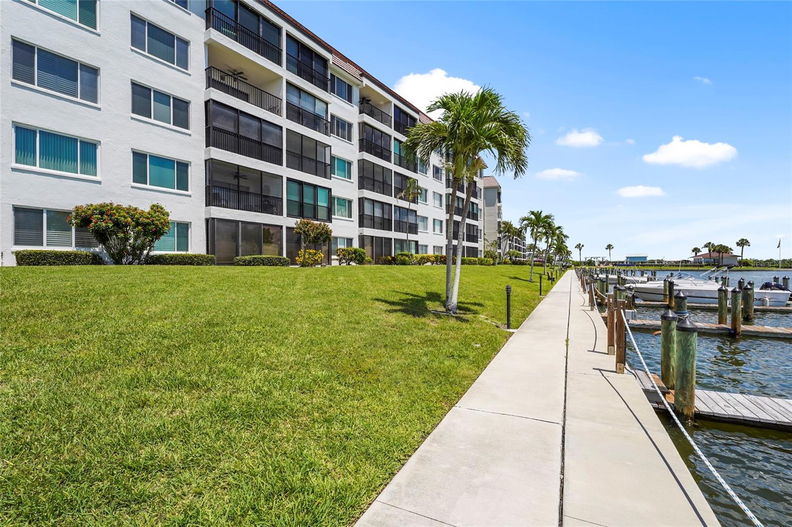SUNRISE COVE SEC 3 - Residential