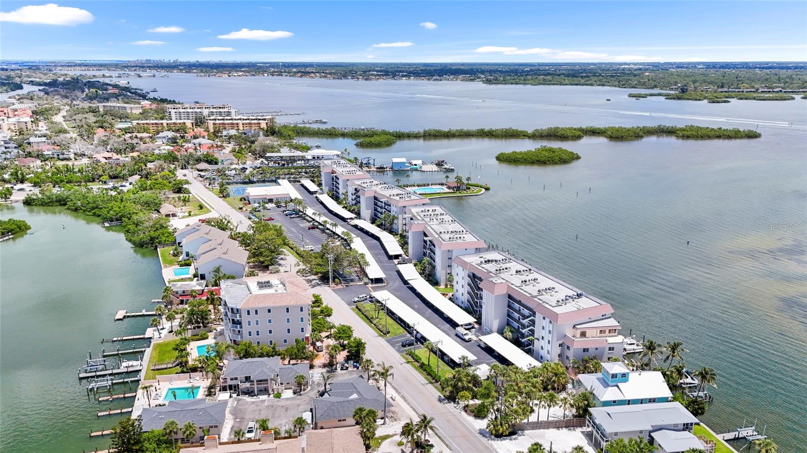 SUNRISE COVE SEC 3 - Residential