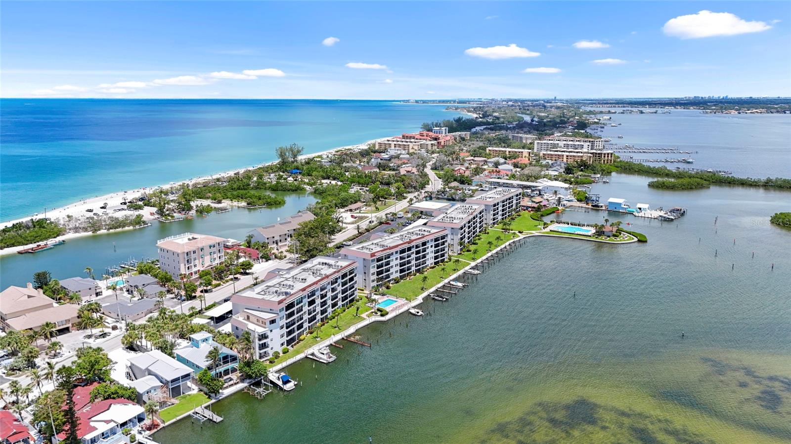 SUNRISE COVE SEC 3 - Residential
