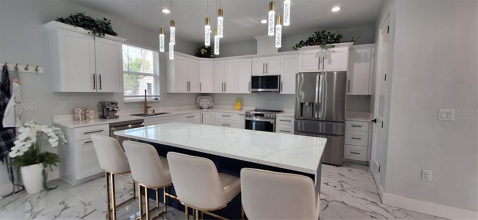 RIDGE MANOR ESTATE - Residential