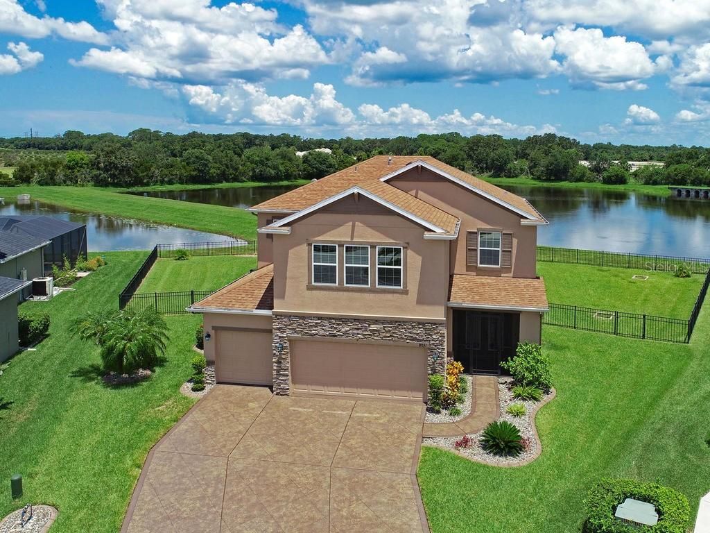 Photo of 8031 111th Terrace E, Parrish, FL 34219 (MLS # A4685281)