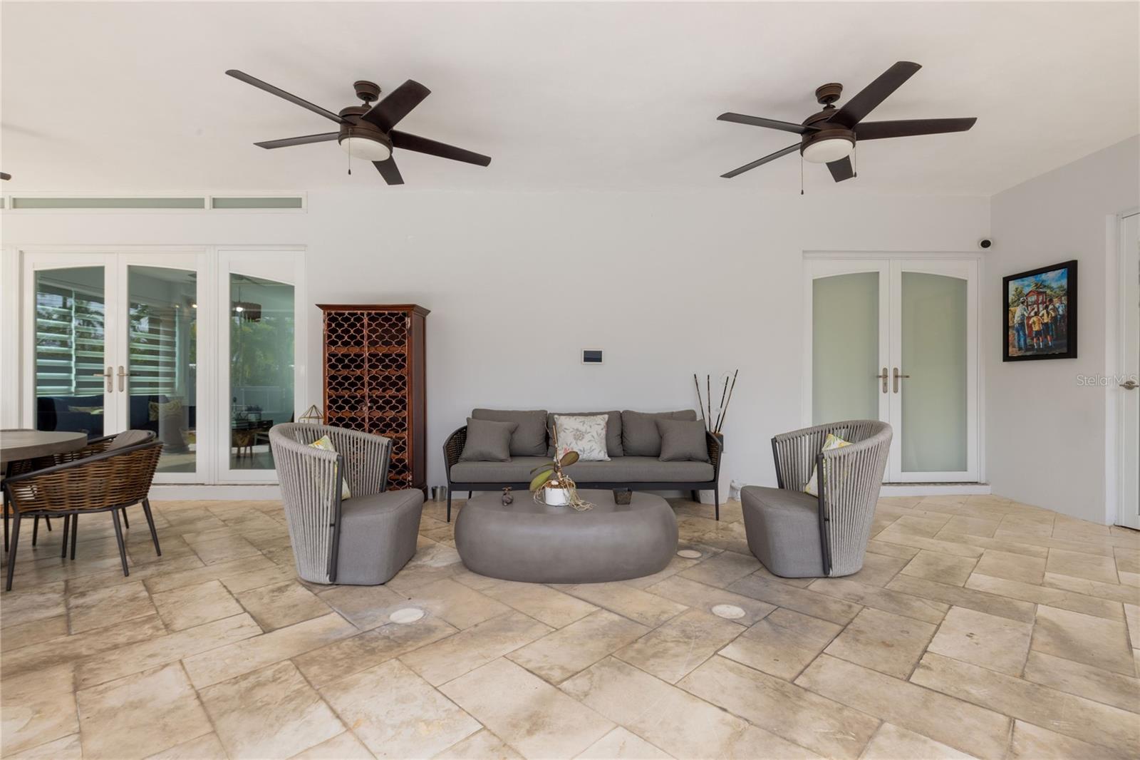 GARDEN HILLS NORTE - Residential