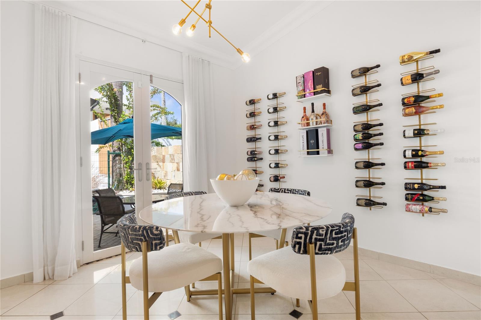 GARDEN HILLS NORTE - Residential