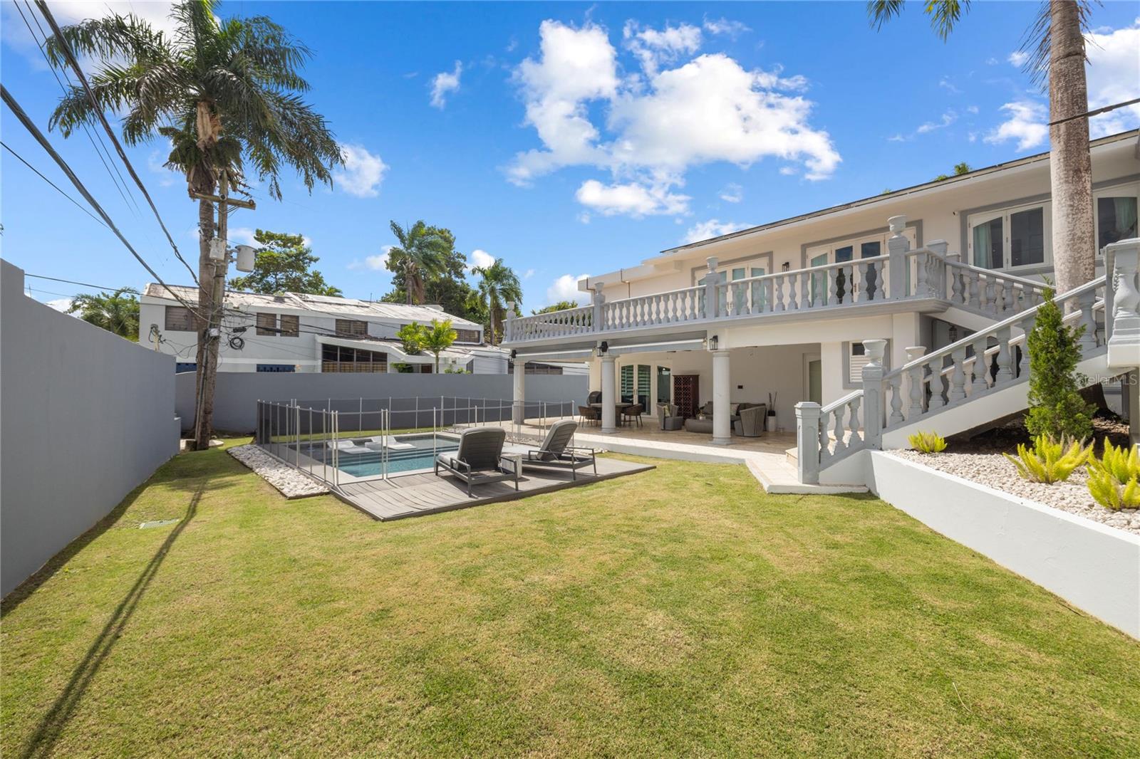 GARDEN HILLS NORTE - Residential