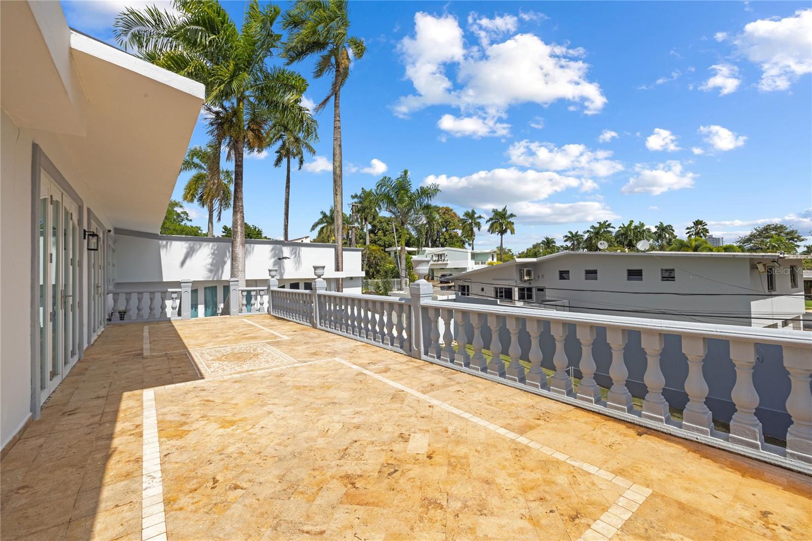 GARDEN HILLS NORTE - Residential